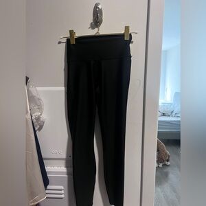 Alo black leggings - excellent condition